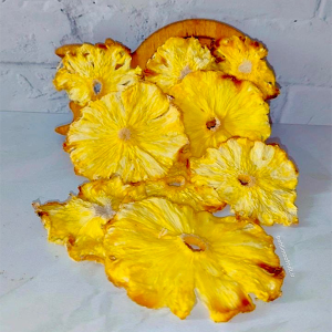 Alternative view of آناناس طبیعی خشک