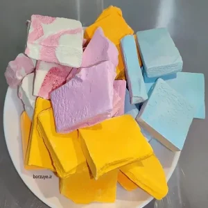 Alternative view of بستنی خشک